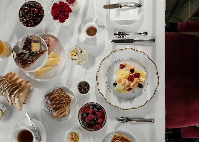 1926 Les Bains Private