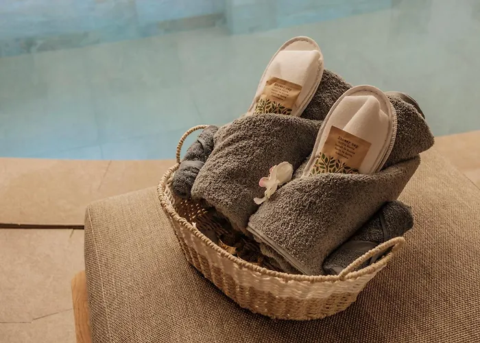 1926 Les Bains Private Hotel