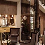 1926 Les Bains Private 5*