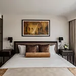 1926 Les Bains Private Hotel 5*