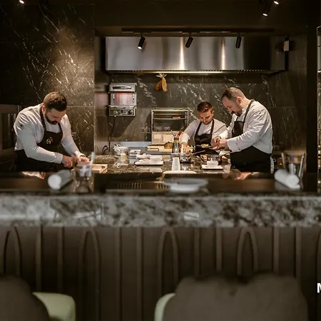 1926 Les Bains Private 5*