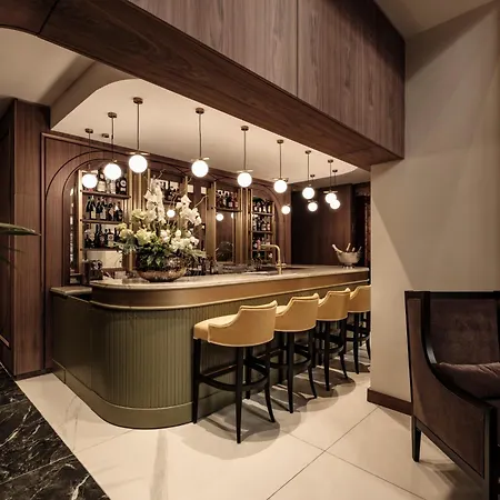 1926 Les Bains Private 5*