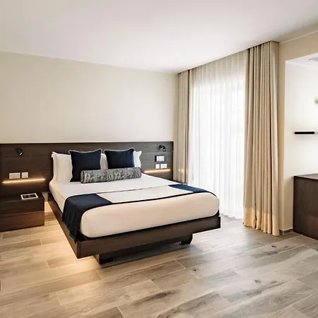 1926 Les Bains Private 5*