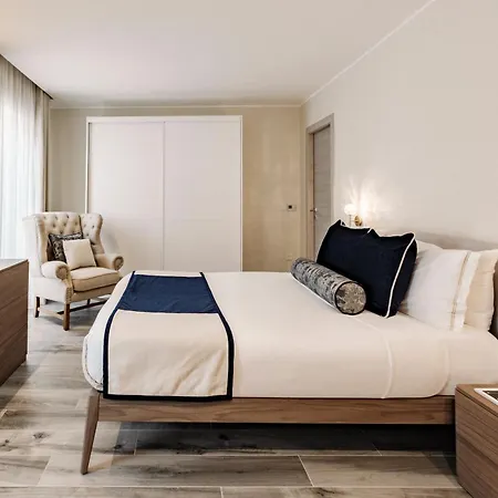 1926 Les Bains Private 5*