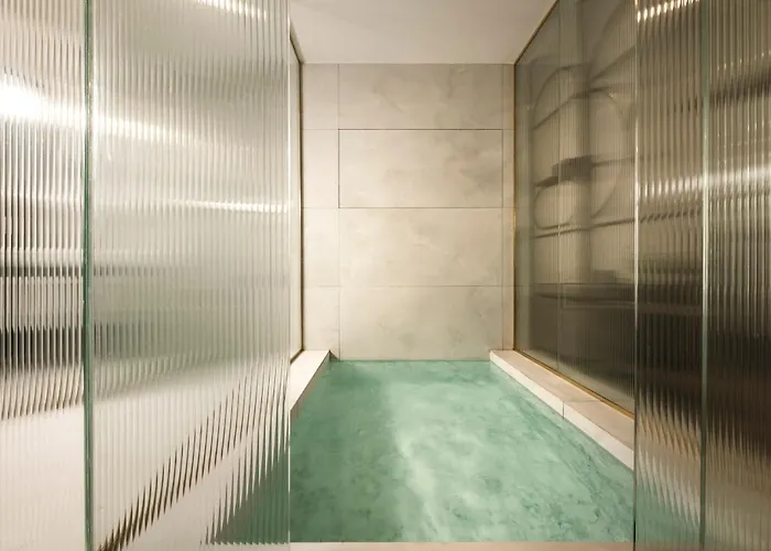 Otel 1926 Les Bains Private 5*